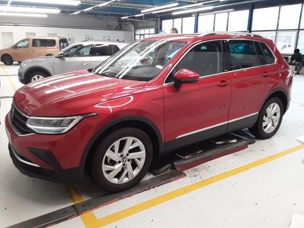 Volkswagen Tiguan 1.5 TSI Move / Standheizung