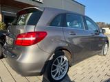 Mercedes-Benz B 200 d Urban 4Matic - Mercedes-Benz B 200: 4matic