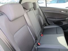 VW Golf VIII 2.0 TDI Active DSG LED Nav Ahk Rfk 16' VW Golf VIII 2.0 TDI Active DSG LED Nav Ahk Rfk 16'