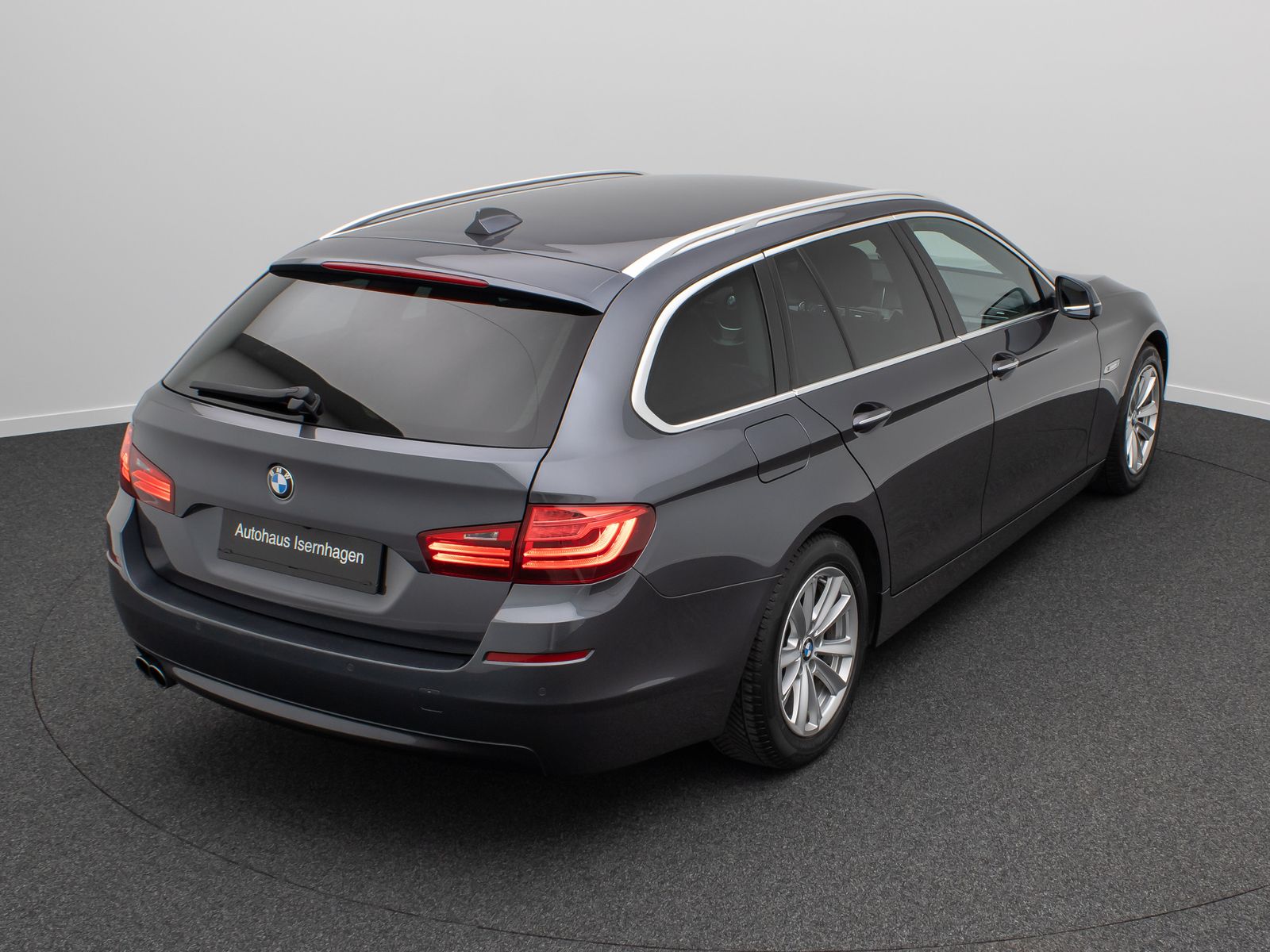 Fahrzeugabbildung BMW 520d  Aut Kamera NaviBusiness HiFi BiXenon Leder