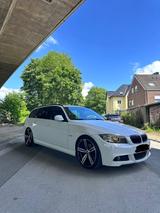 BMW 320d M-Packet/19 Zoll/Panor./Tüv neu/  - BMW 320: 320d Pack M