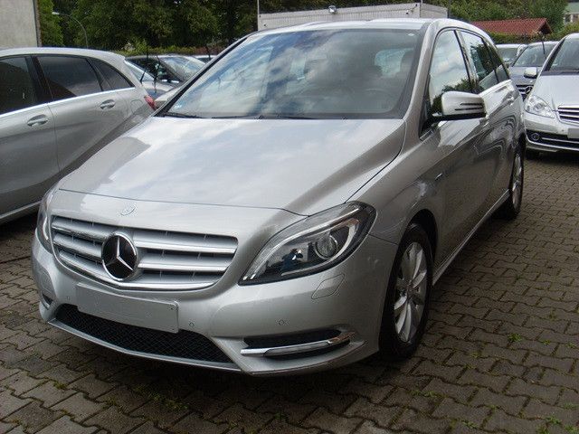 Mercedes-Benz B 200 Automatik / 1. Besitz / Leder