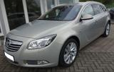 Opel Insignia A Sports Tourer Innovation.Leder.Xenon. - Opel Insignia aus 2011: Sports Tourer
