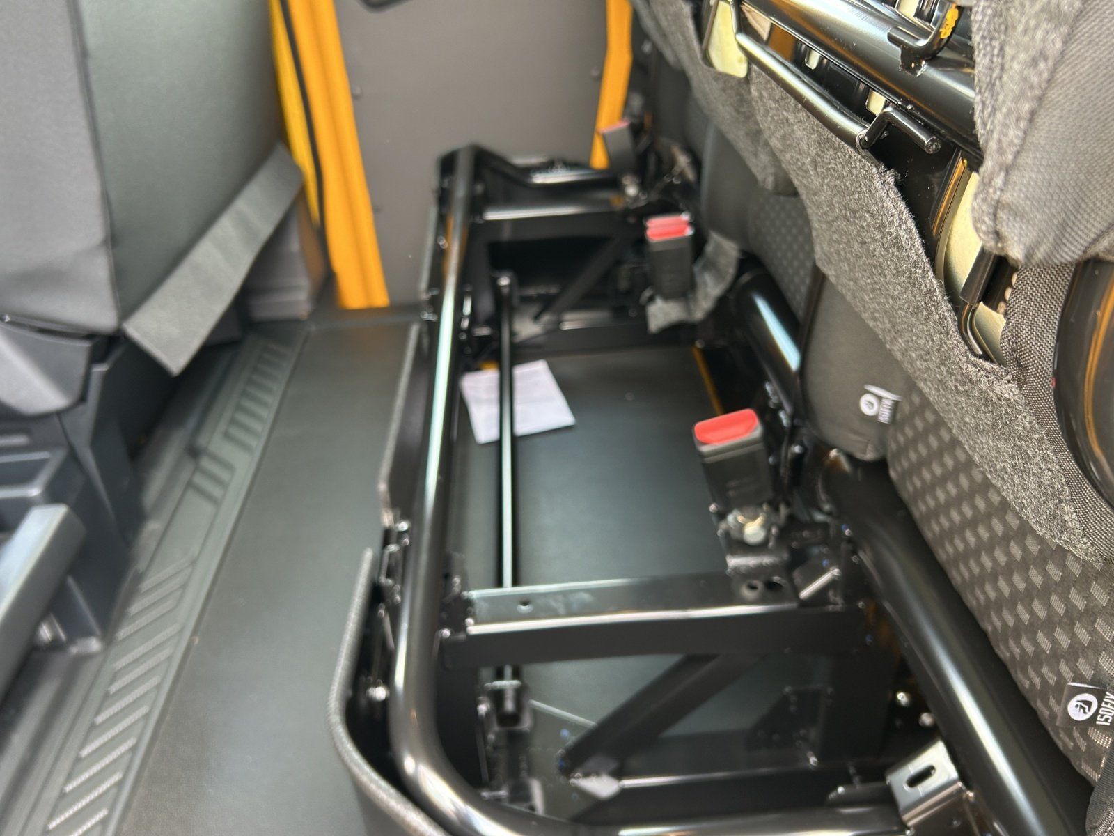 Fahrzeugabbildung Ford Transit DOKA Pritsche 350L2 Sonderfarbe GJR Tach