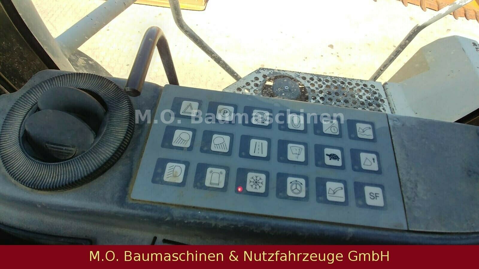 Fahrzeugabbildung Liebherr L 564  / Waage / AC /