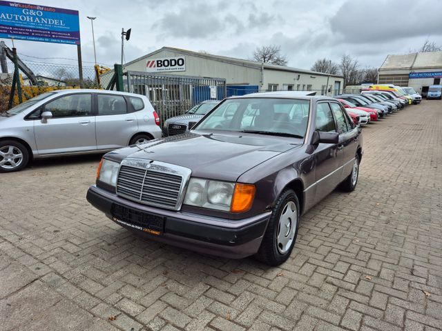 Mercedes-Benz 200 D limo *Automatik* Schiebedach*