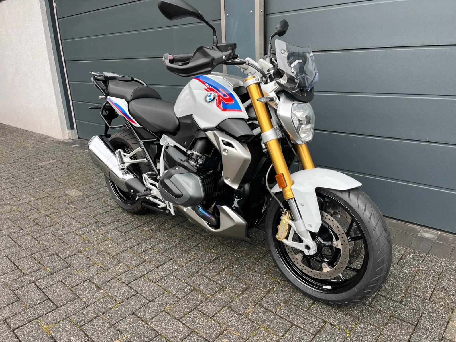 BMW R1250 R Scheckheft ,top Ausstattung .