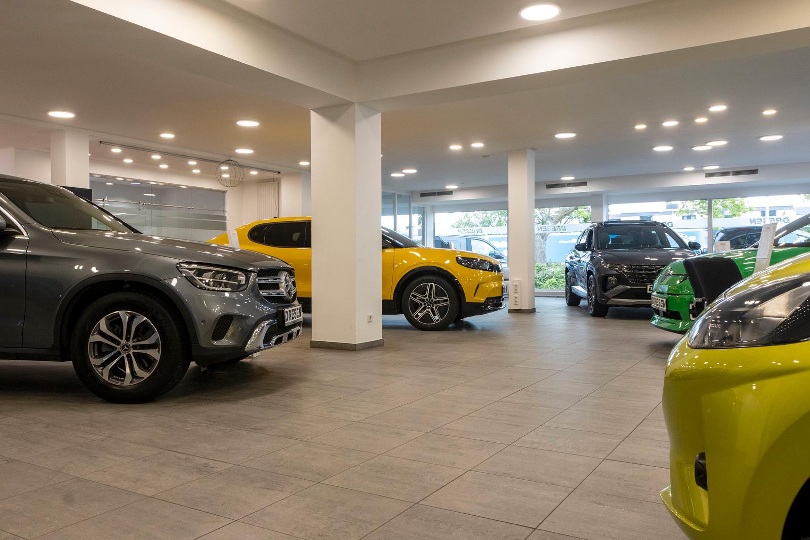 showroom-image-main