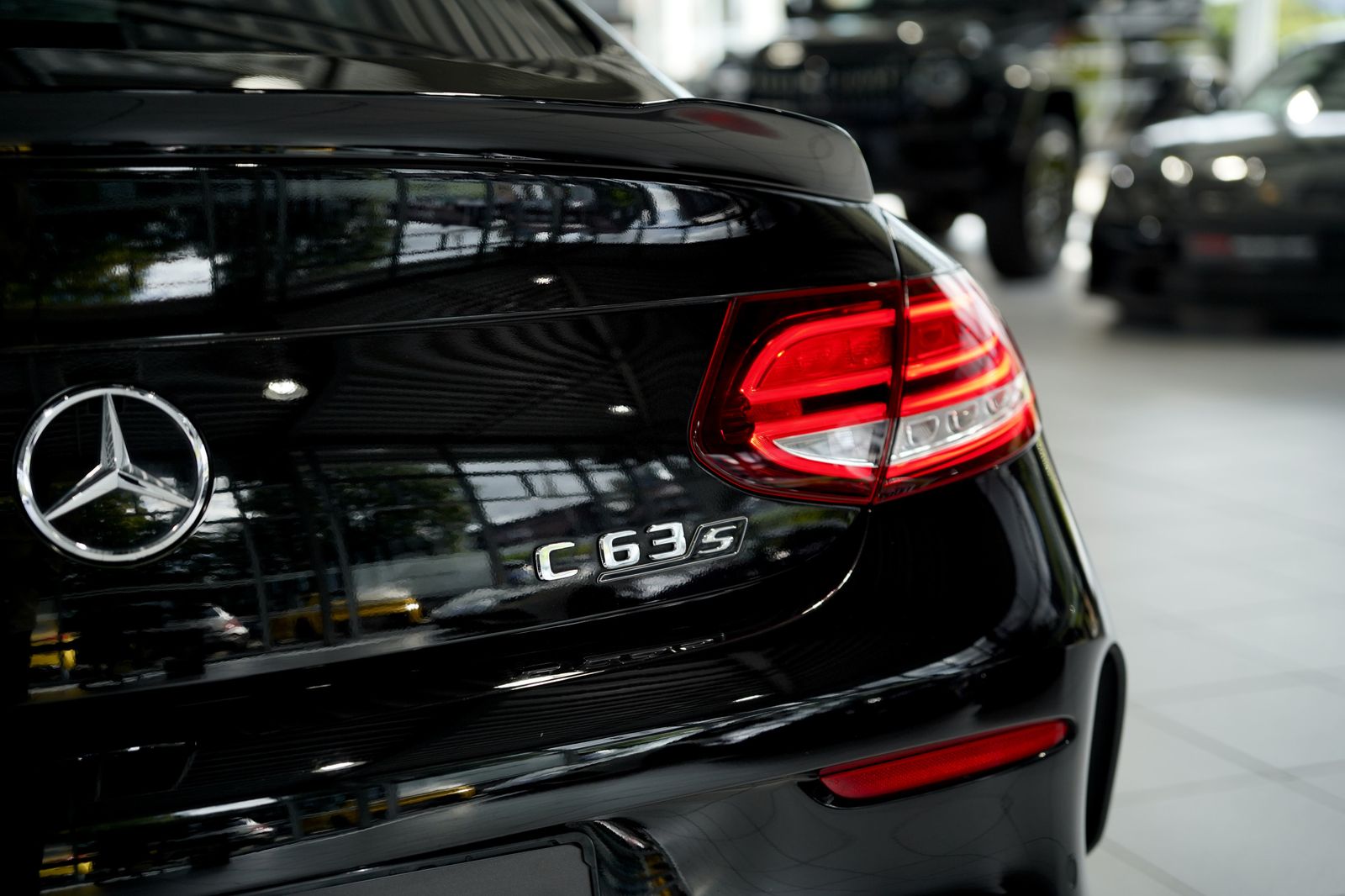 Mercedes Benz C 63 Amg