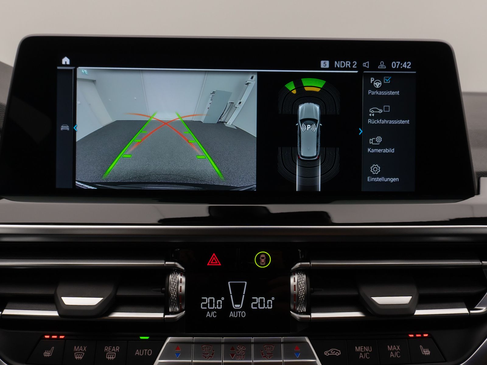 Fahrzeugabbildung BMW X3 xD20i Kamera DAB Leder Alarm M Sport 18Zoll