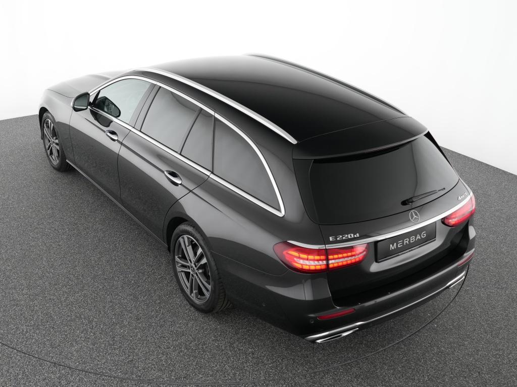 Mercedes-Benz E 220 d 4M T Avantgarde Multibeam HUD Distronic