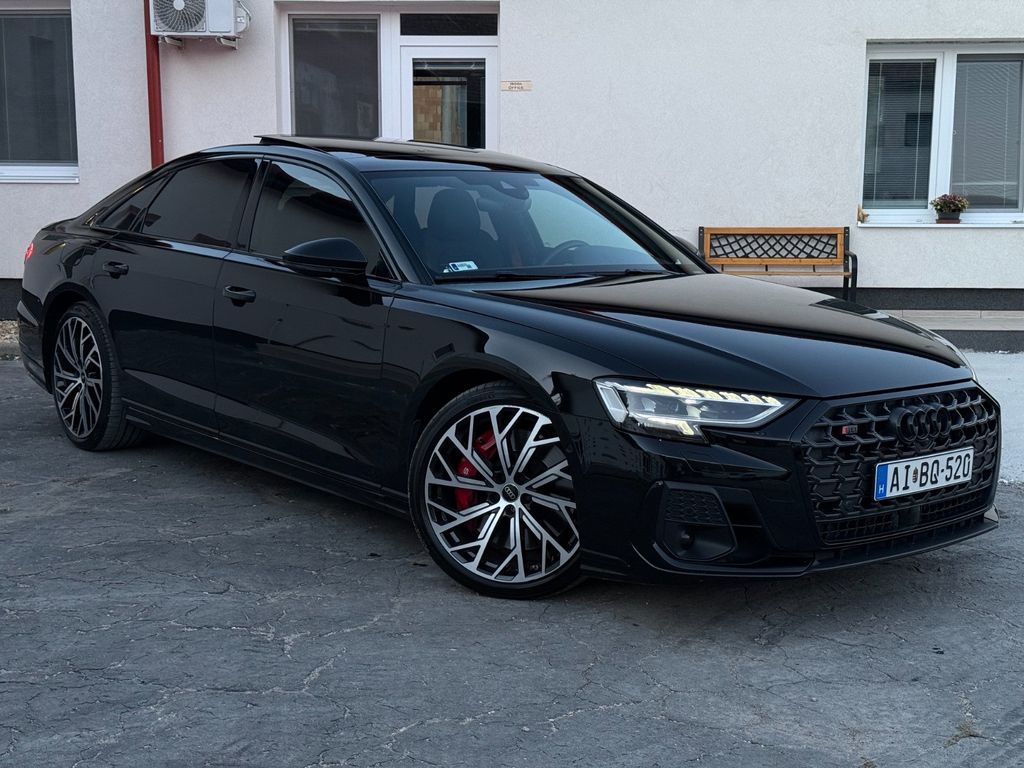 Image of Audi S8