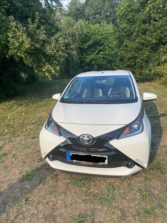 Image of Toyota Aygo (X)