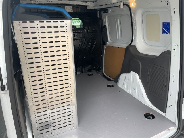 Fahrzeugabbildung Ford Transit Connect 1.5 EcoBlu 200 L1 Trend Navi, Rü