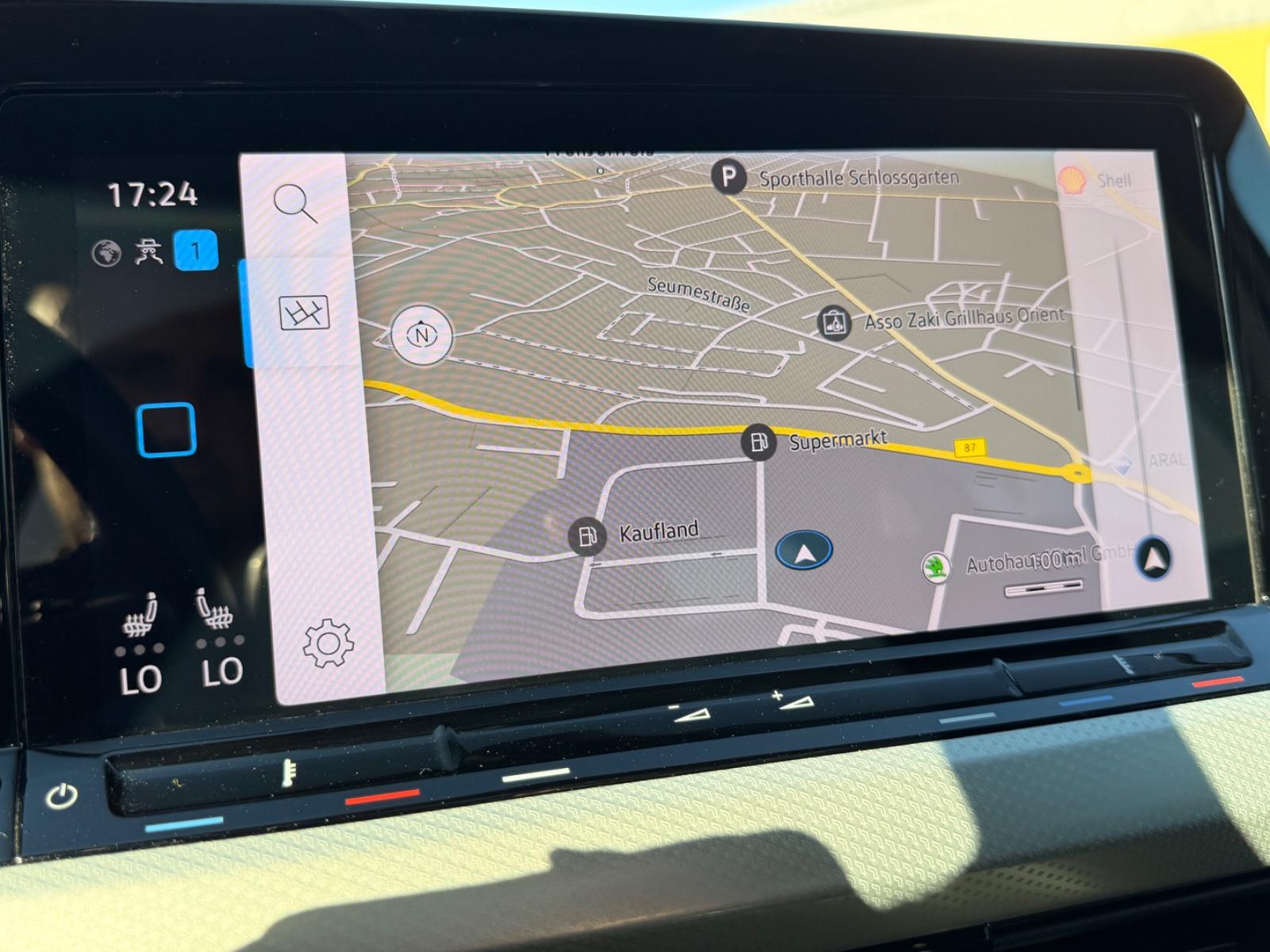 Volkswagen Golf VIII Variant Move AAC GZJR NAVI SHZ LED, миниатюра 13