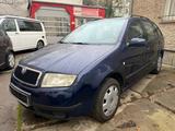 Skoda Fabia Combi Comfort Klima 1.4 - Skoda Fabia mit Benzin-Antrieb: Blau, Kombi, 1.4