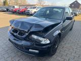 BMW 320 Baureihe 3 Lim. 320i*Automatik* - BMW 320 mit Benzin-Antrieb