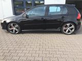 Volkswagen Golf 2.0 GTI     Auto  Albers - Volkswagen Golf aus 2004: GTI