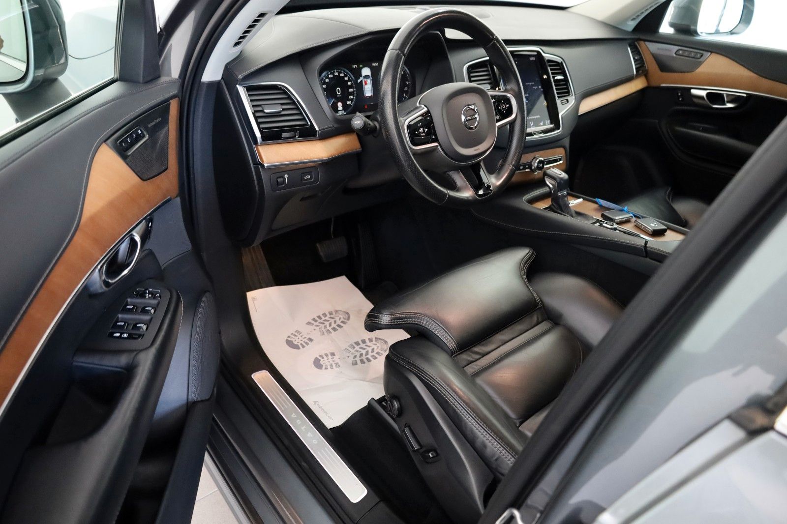 Fahrzeugabbildung Volvo XC90 Inscription AWD Leder,Navi,Panorama,Kamera
