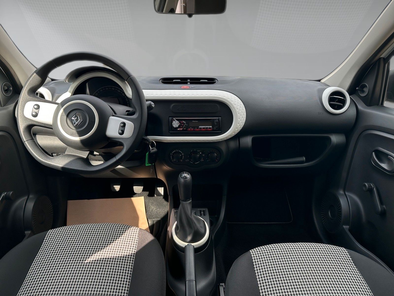 Renault Twingo Life – Bild 10