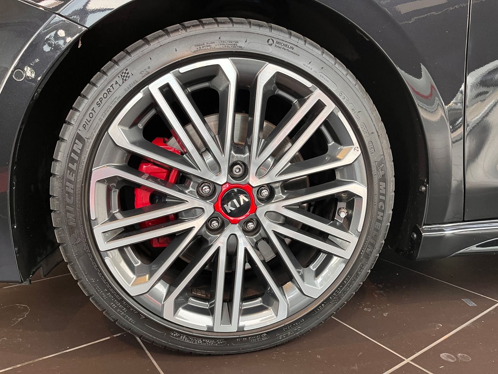 Fahrzeugabbildung Kia Ceed GT KLIMA LED NAVI ALU