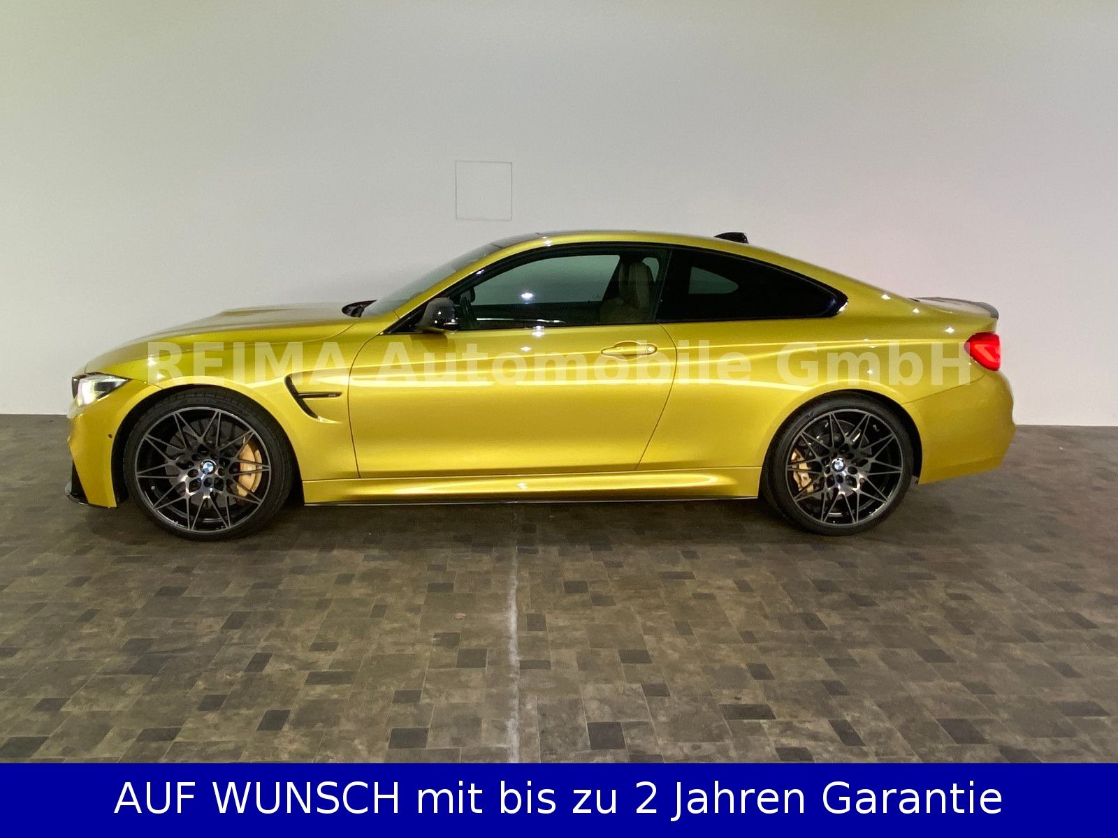 Fahrzeugabbildung BMW M4 Coupe Competition, Drivers Package, HUD