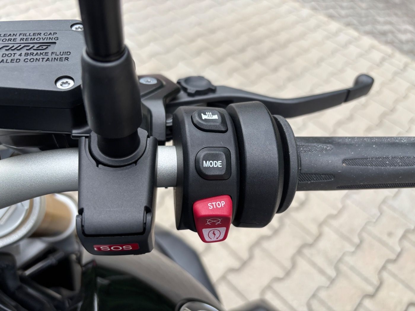 Fahrzeugabbildung BMW R 1250 R 3 Pakete Gepäckbrücke