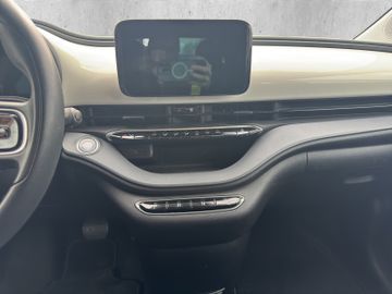 Fiat 500e Cabrio Batterie Passion +Kam.+LED+SHZ+PDC