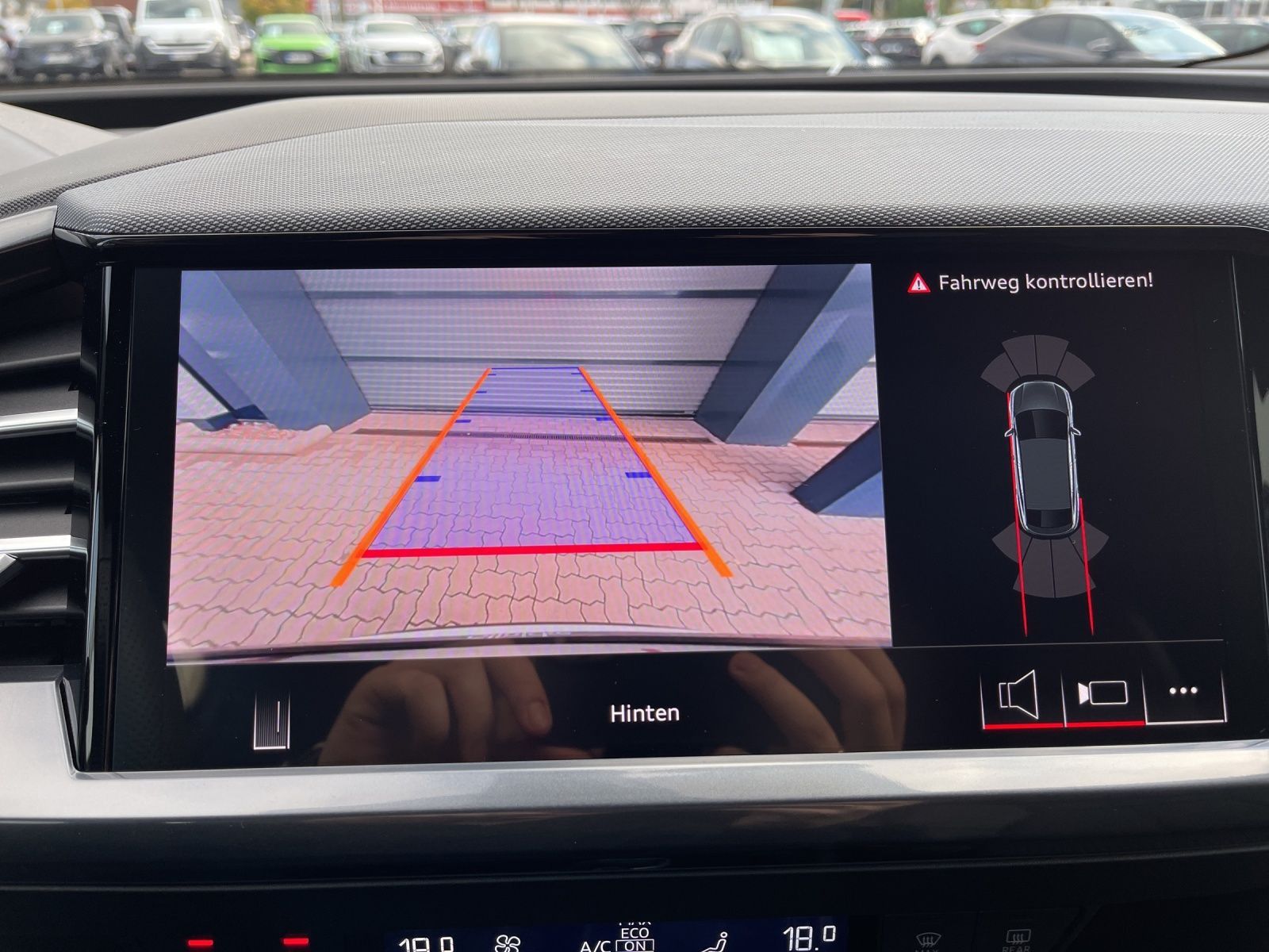 Audi Q4 e-tron - Bild 25