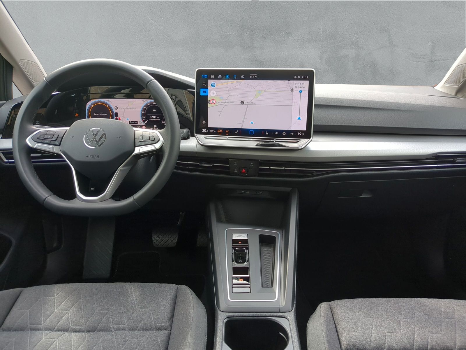 Fahrzeugabbildung Volkswagen Golf  Variant 2.0 TDI Life AHK Standhzg. HuD