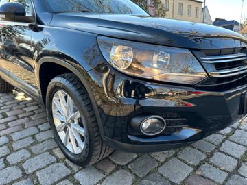 Fahrzeugabbildung Volkswagen Tiguan 2.0 TDI DSG 4MOTION*Panorama*SHZ*Tempomat