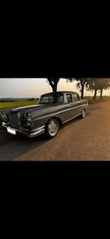 Mercedes-Benz Mercedes w111 Heckflosse - Mercedes-Benz: Limousine, W111