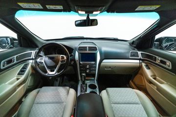 Ford Explorer - 6