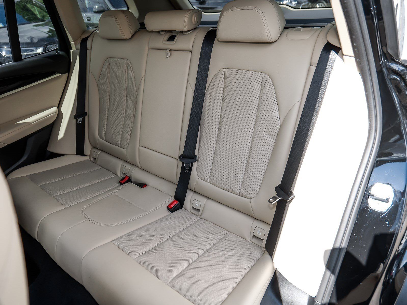 BMW X3 xDrive20d RFK NAVI LED Sound Syst. PDC V+H foto 17
