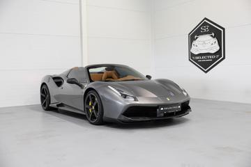صورة 3 لـ 2016 Ferrari 488 SPIDER