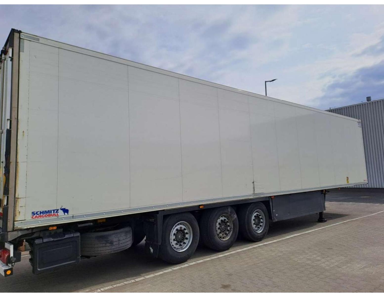 Schmitz Cargobull SKO FP 60 ThermoKing SLXi 300