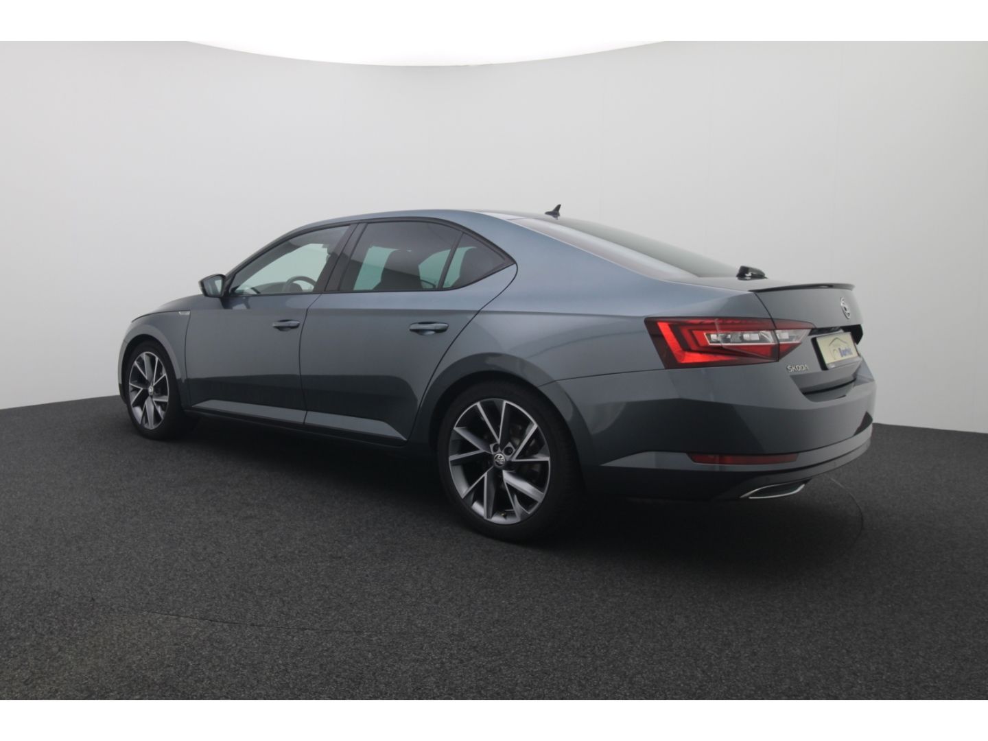 Fahrzeugabbildung SKODA Superb SportLine 4x4 Sportline Canton ACC AHK