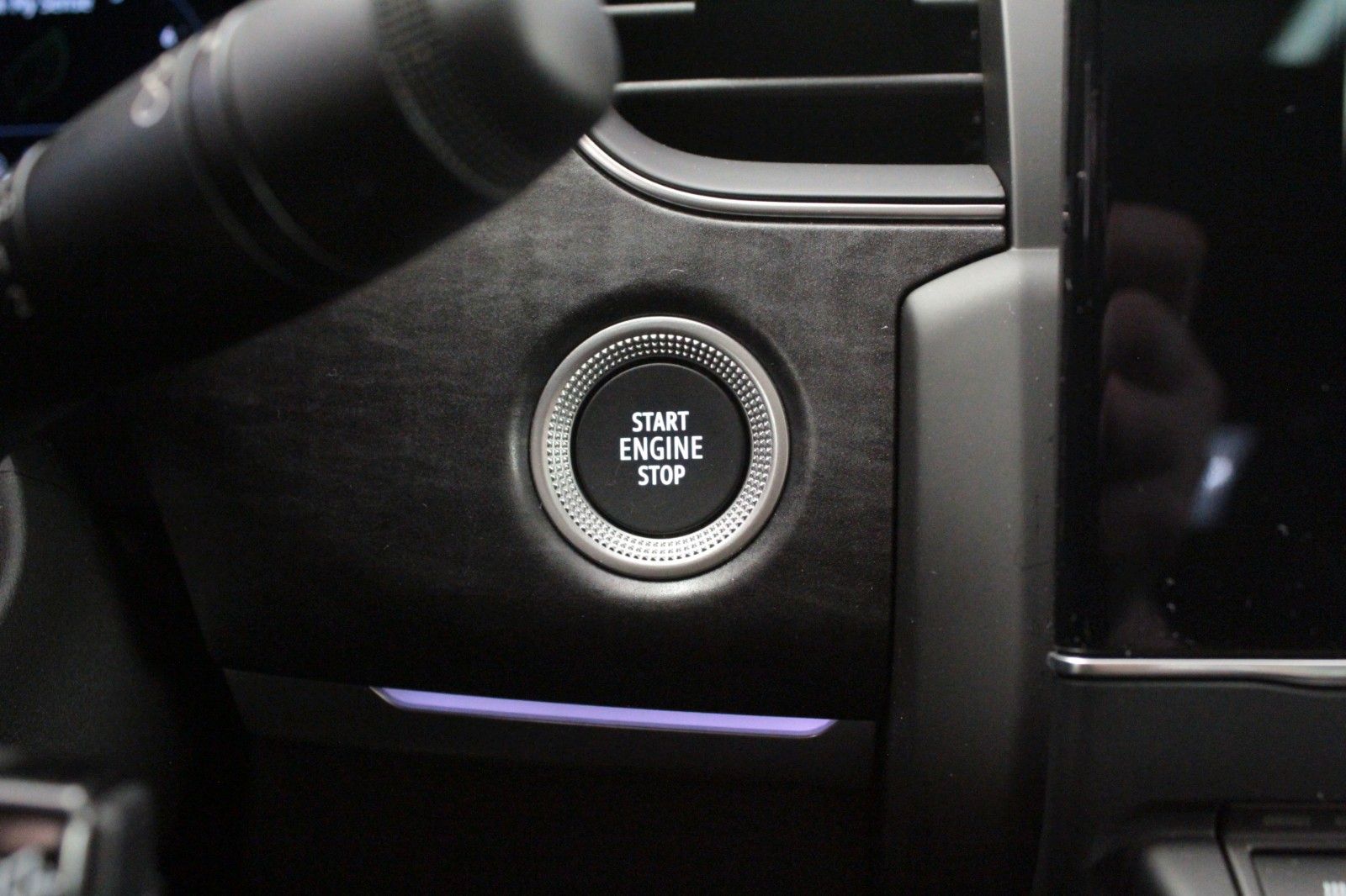 Fahrzeugabbildung Renault Arkana Mild Hybrid 160 EDC Esprit Alpine*15059*