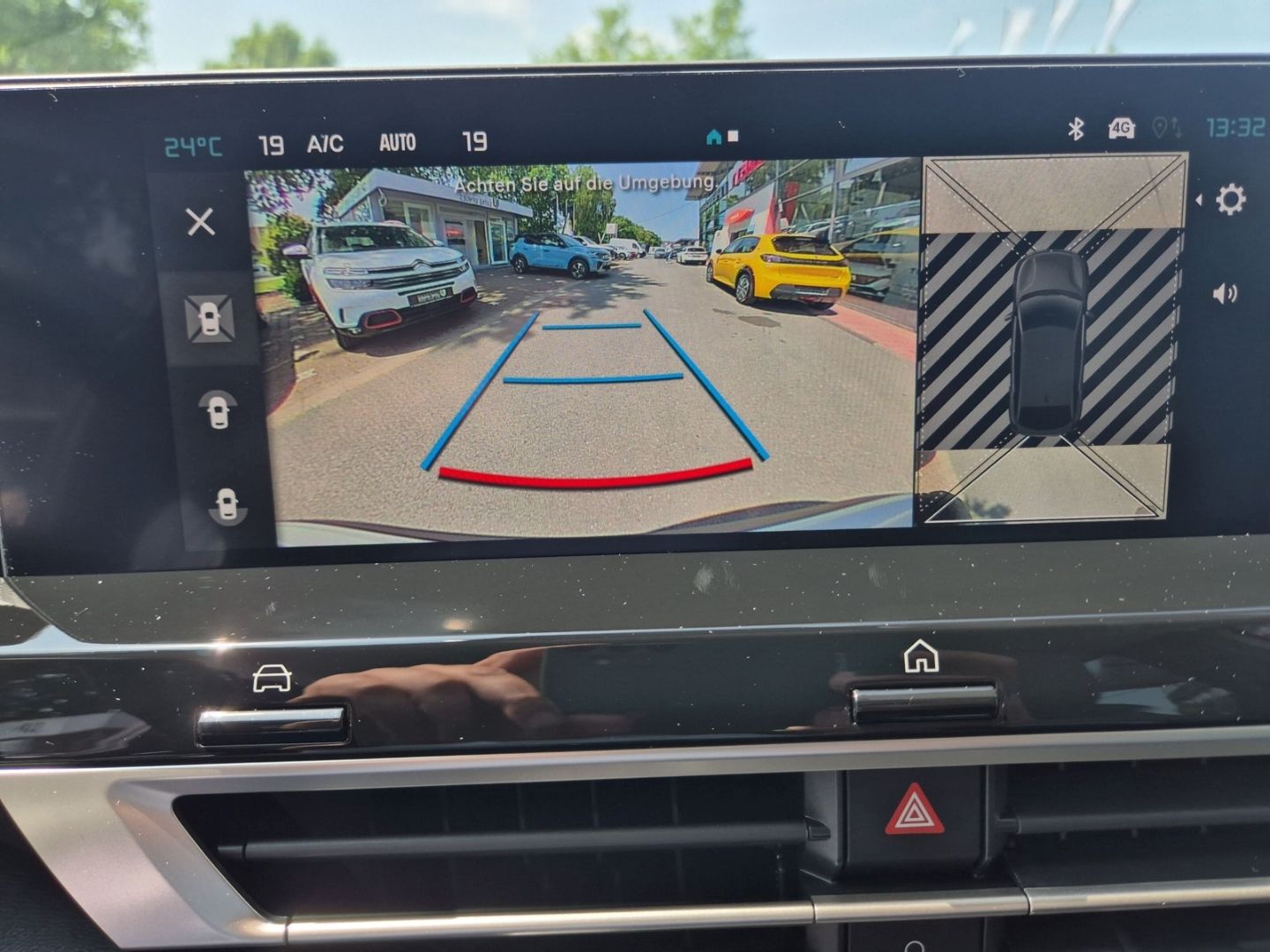 Fahrzeugabbildung Citroën C4 Max 1.2 PureTech 130 AT LED CarPlay SHZ