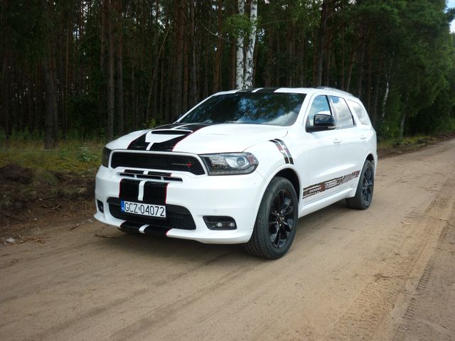 Dodge Durango RT 5.7l 4x4 LPG 25900 netto