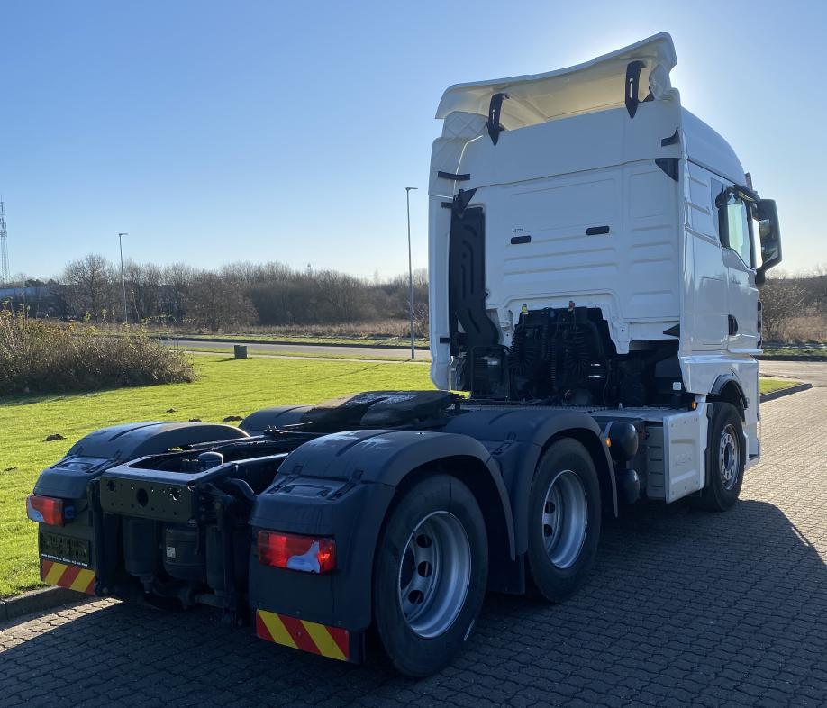 MAN Vehicle Tractor 6x2-2 Standard