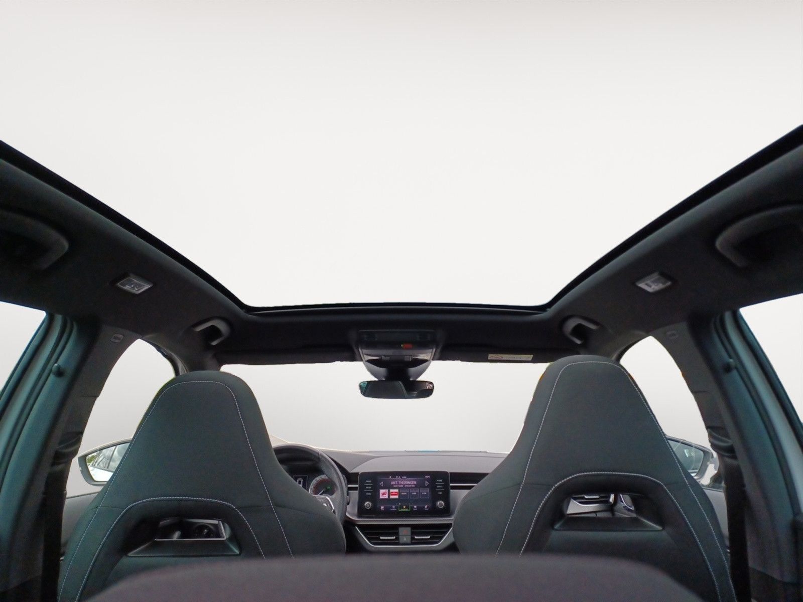Fahrzeugabbildung SKODA Kamiq 1.0 TSI DSG Monte Carlo Rückfahrkamera