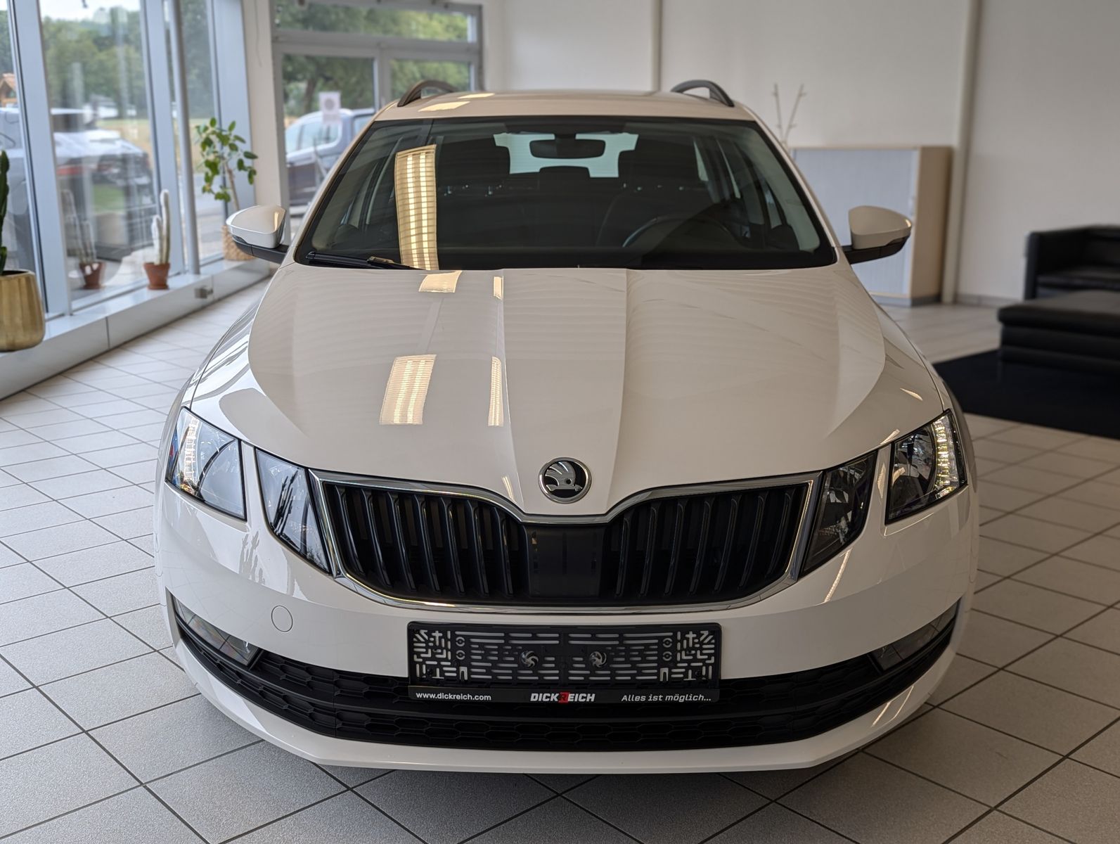 Fahrzeugabbildung SKODA Octavia 2.0 TDI Ambition 2-Zonen Klima