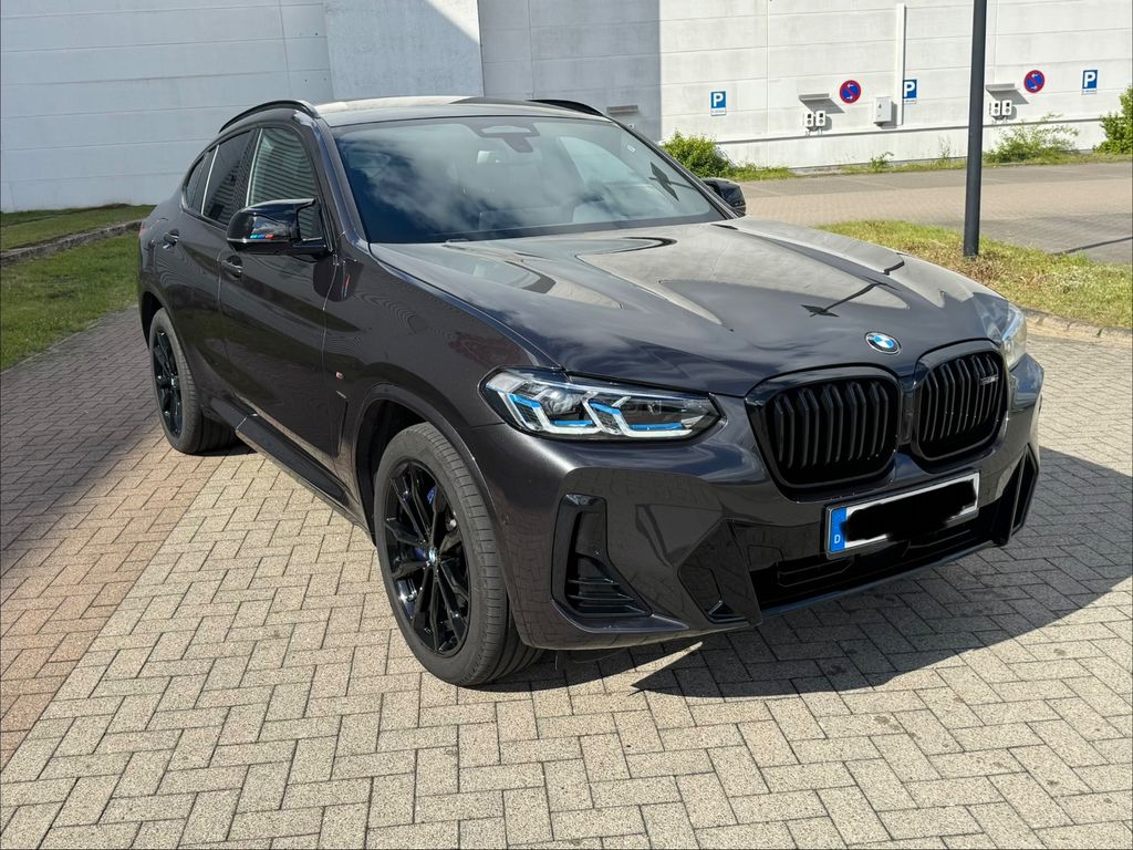 Image of BMW X4 M40