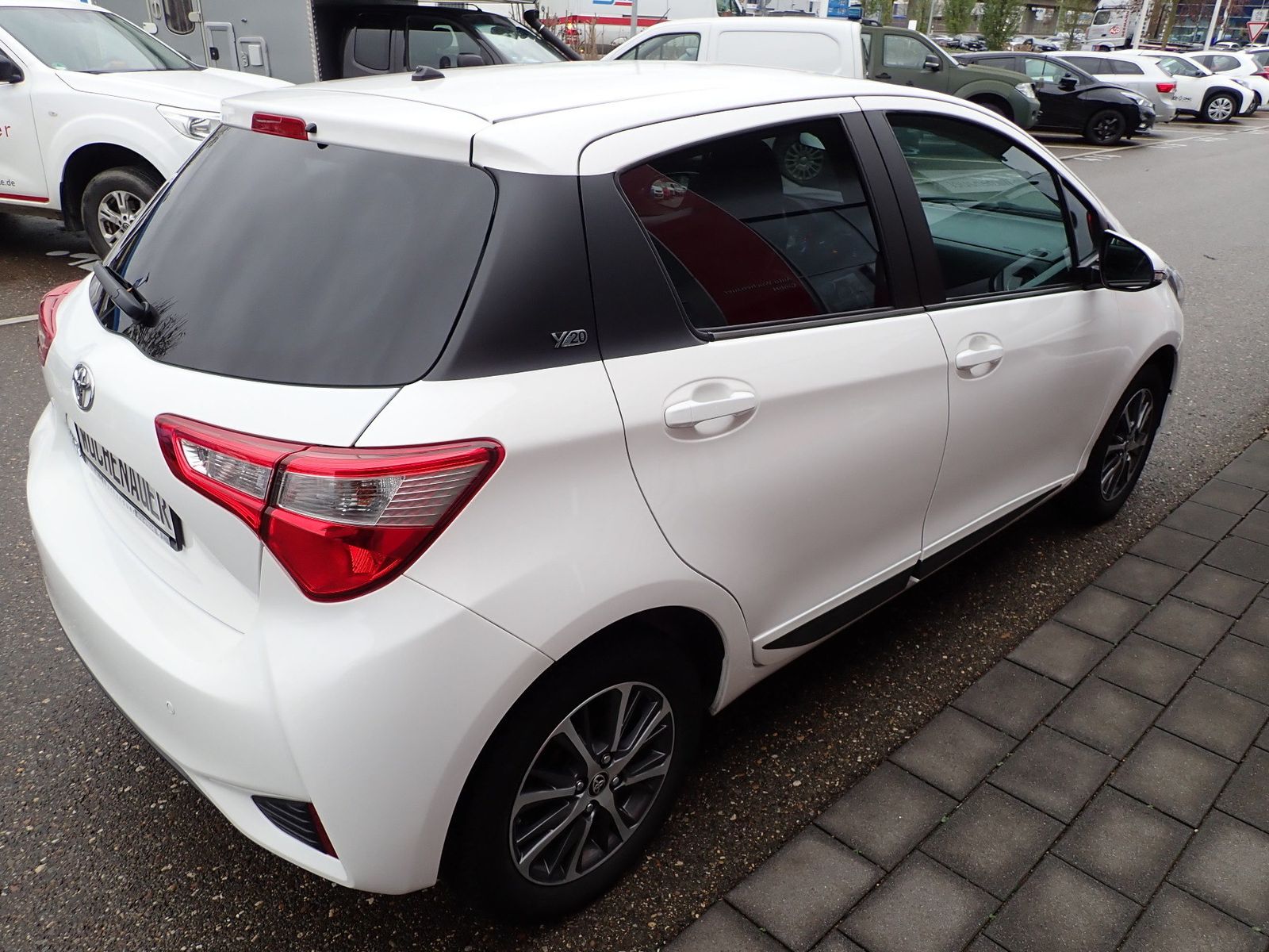 Fahrzeugabbildung Toyota Yaris 1.5 VVT-i Y20, PDC,Sitzhzg.