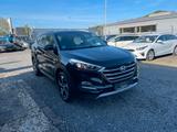 Hyundai TUCSON BLUE ADVANTAGE 2WD/AUTOMATIK/KAMERA/NAVI - gebrauchte Hyundai TUCSON aus dem Jahr 2017