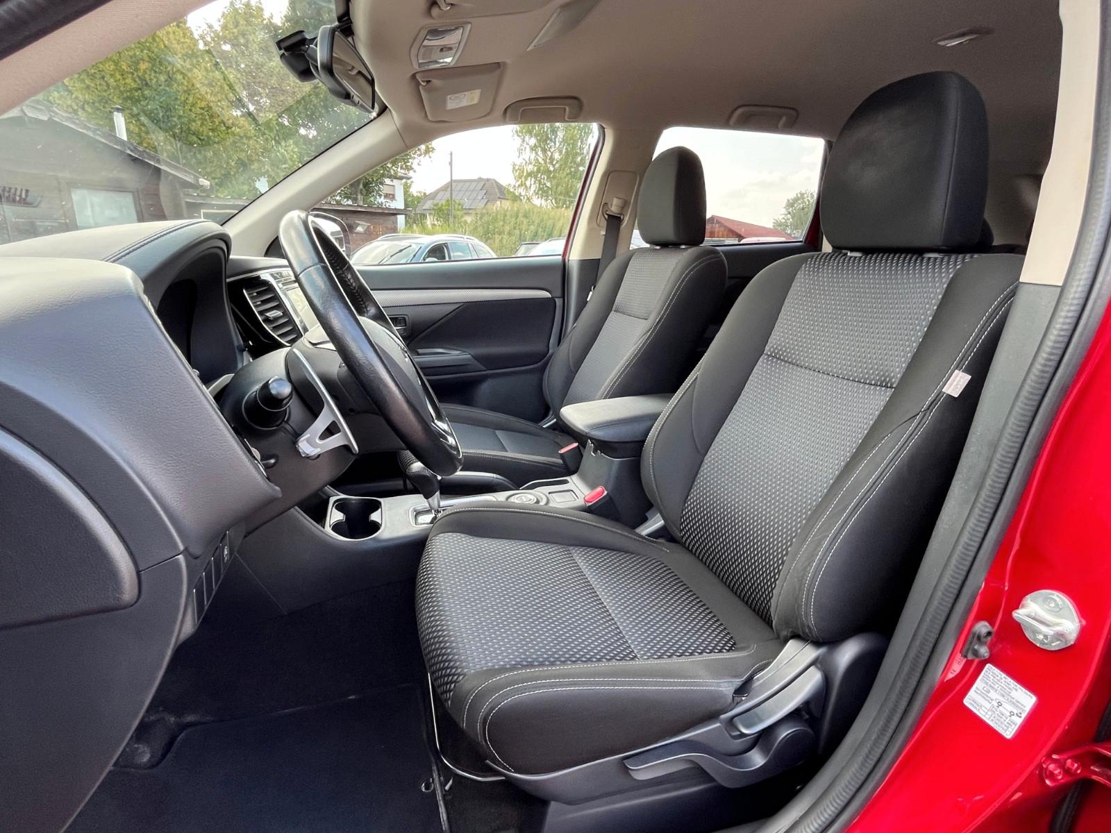 Mitsubishi Outlander Plus 4WD *1Hand*Keyless*DAB*AHK*Kamera