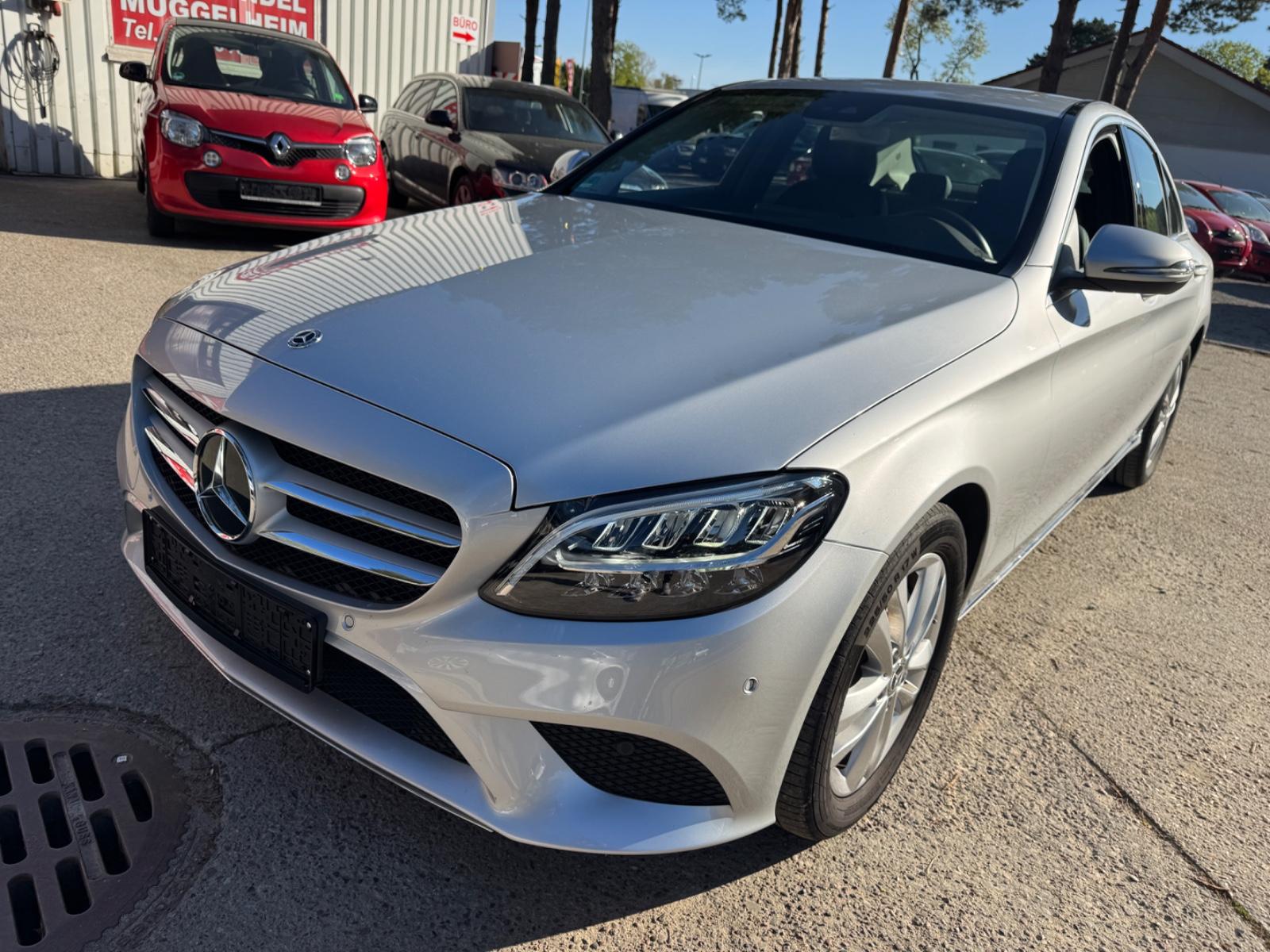 Mercedes-Benz C200 LiMOUSiNE BUSiNESS AVANTGARDE 20TKM