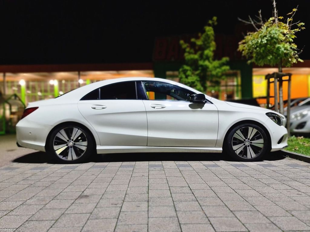 Image of Mercedes-Benz CLA 220