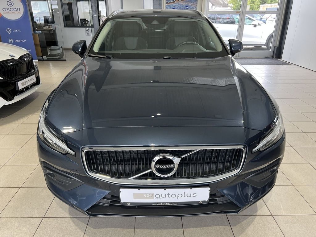 Volvo V60 B3 Momentum Pro BLIS Kamera LED WinterPro
